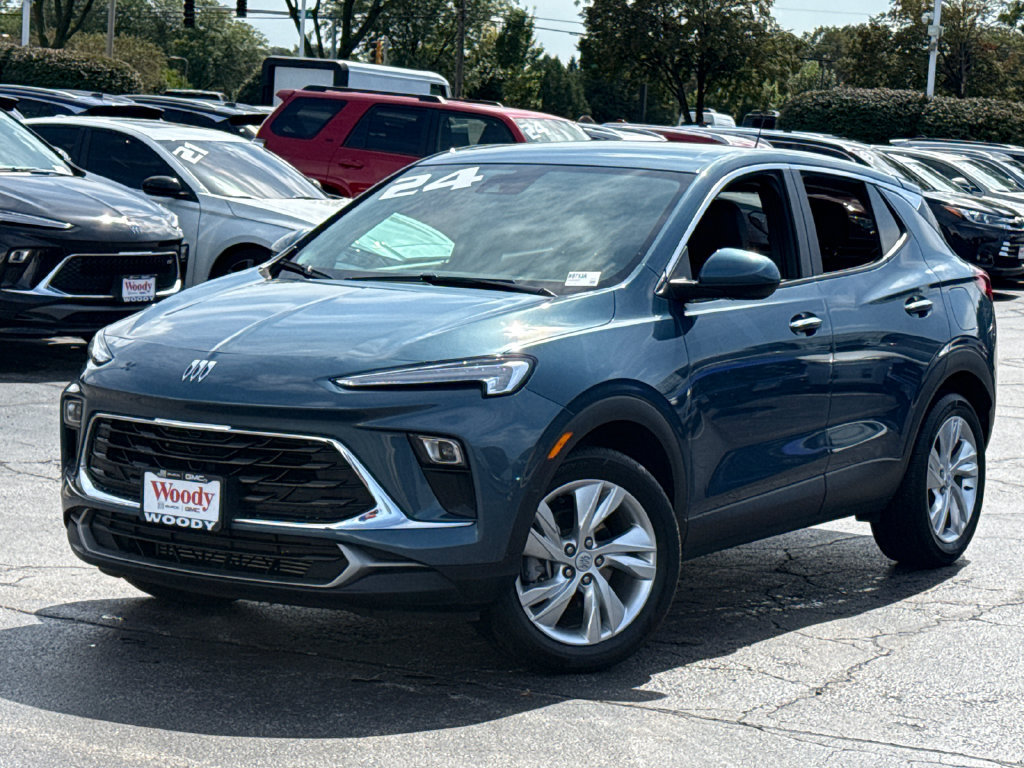 Certified 2024 Buick Encore GX Preferred FWD image 2