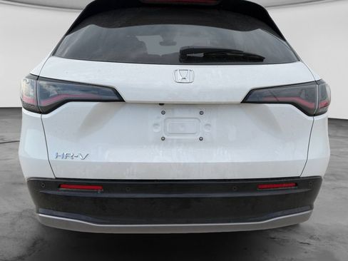 Certified 2027 Honda HR-V EX-L image 11