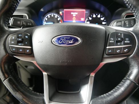 Used 2020 Ford Explorer Limited AWD/4WD image 25