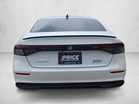 Used 2024 Honda Accord Sport image 6