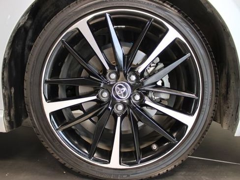 Used 2019 Toyota Camry XSE w/ Navigation Package FWD image 26