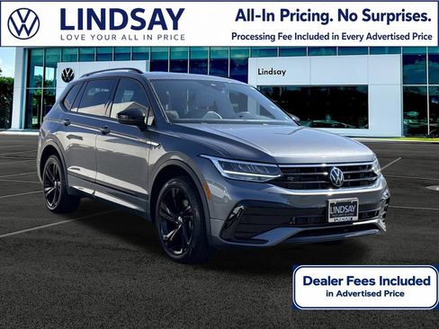 Used 2023 Volkswagen Tiguan SE R-Line FWD image 1