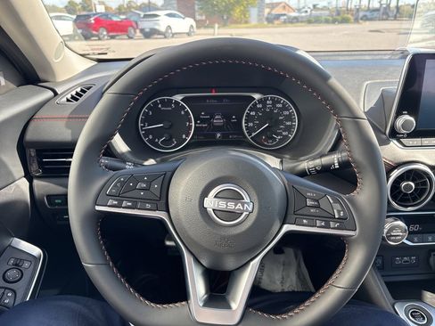 New 2025 Nissan Sentra SR w/ Midnight Edition image 20