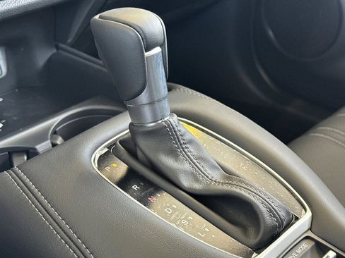 New 2026 Honda HR-V EX-L image 24