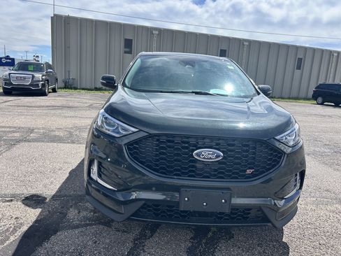 Used 2023 Ford Edge ST w/ Equipment Group 401A AWD/4WD image 9