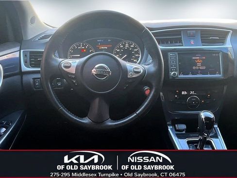 Used 2019 Nissan Sentra SR image 7