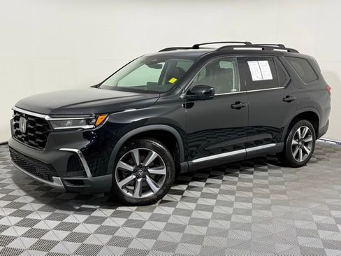 Used 2024 Honda Pilot Elite image 16