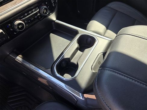 Used 2024 Chevrolet Silverado 2500 LTZ w/ LTZ Premium Texas Edition image 18