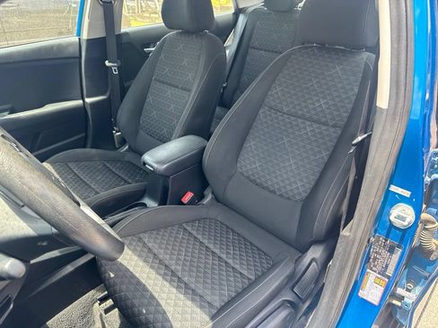 Used 2023 Kia Rio LX FWD image 10