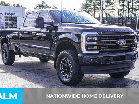 Used 2025 Ford F250 Platinum image 5