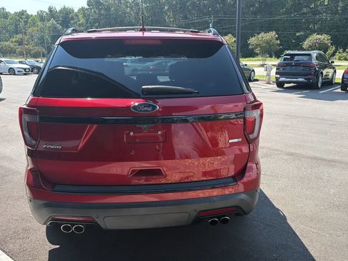 Used 2018 Ford Explorer Sport w/ Equipment Group 401A AWD/4WD image 6