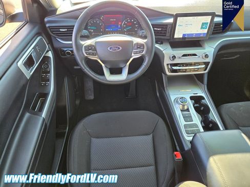 Certified 2024 Ford Explorer XLT image 10