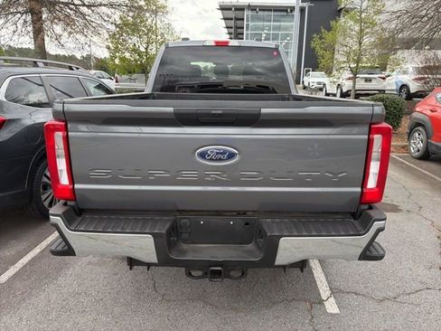 Used 2024 Ford F250 XLT image 5
