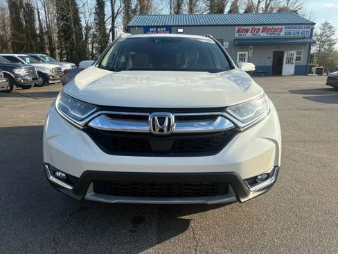 Used 2018 Honda CR-V Touring image 8