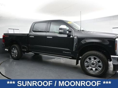 Certified 2025 Ford F350 Lariat w/ Lariat Ultimate Package AWD/4WD image 3