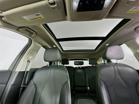 Used 2023 Acura RDX w/ Technology Package image 21