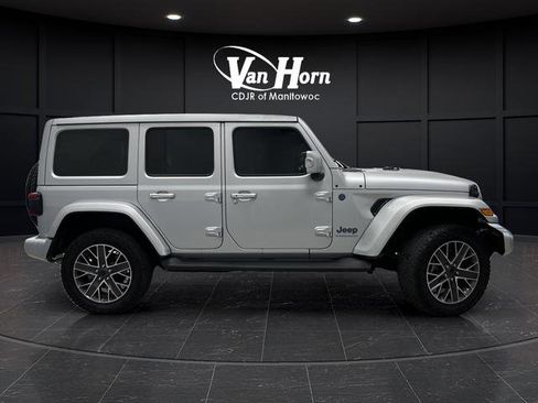 Used 2024 Jeep Wrangler High Altitude image 2