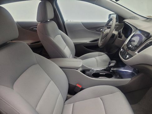 Used 2022 Chevrolet Malibu LT FWD image 21