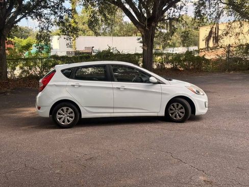 Used 2016 Hyundai Accent SE FWD image 4
