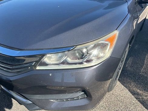 Used 2016 Honda Accord LX image 13