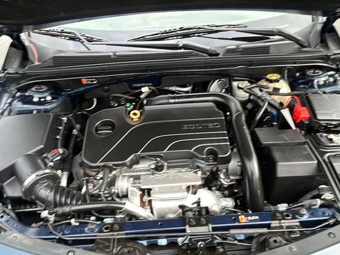 Used 2021 Chevrolet Malibu LT image 34