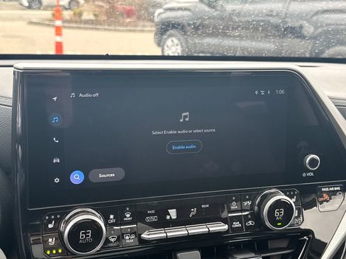 New 2026 Toyota Highlander Platinum AWD/4WD image 27