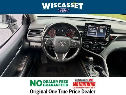 Used 2023 Toyota Camry XSE image 7