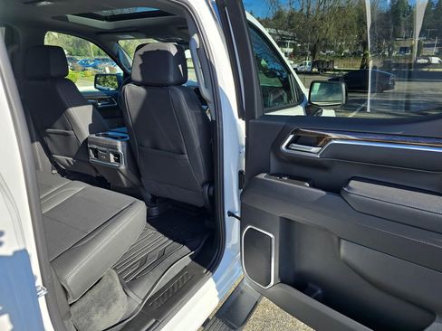 New 2026 GMC Sierra 1500 Elevation w/ Elevation Premium Package image 13