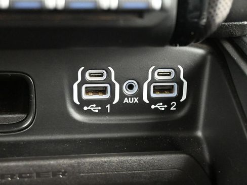 Used 2024 RAM 1500 Limited image 32