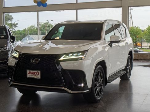 Used 2024 Lexus LX 600 F Sport AWD/4WD image 4
