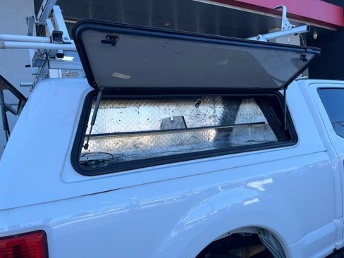 Used 2020 Ford F250 XLT w/ FX4 Off-Road Package image 13