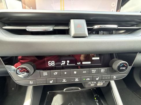 New 2026 Subaru Outback Touring XT image 19