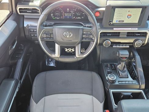 Used 2024 Toyota Tacoma TRD Sport image 7
