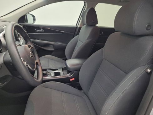 Used 2019 Kia Sorento L FWD image 17