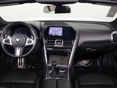 Used 2022 BMW M850i xDrive Convertible image 9