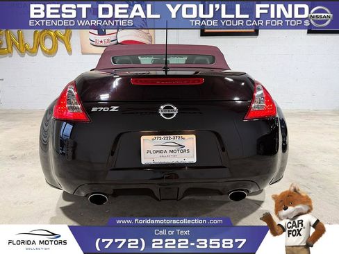Used 2012 Nissan 370Z Touring RWD image 12