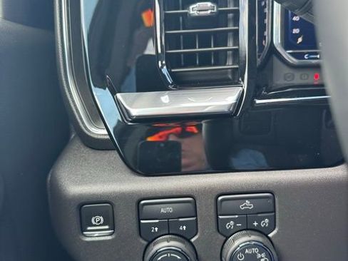 Certified 2025 Chevrolet Silverado 1500 LT image 29