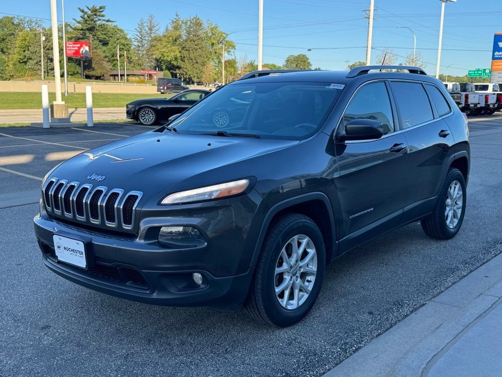 Used 2014 Jeep Cherokee Latitude w/ Comfort/Convenience Group AWD/4WD image 37