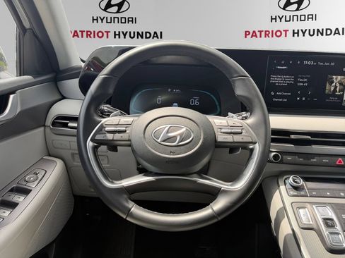 Used 2024 Hyundai Palisade SEL AWD/4WD image 14