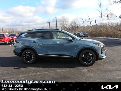 New 2026 Kia Sportage EX w/ EX Panoramic Sunroof Package image 8