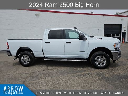 Used 2024 RAM 2500 Big Horn AWD/4WD image 14