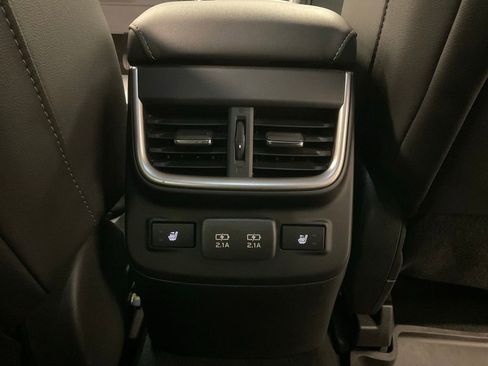 Used 2020 Subaru Outback Limited w/ Popular Package #2 image 28