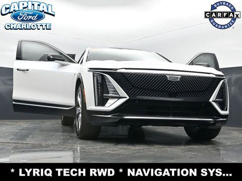 Used 2024 Cadillac Lyriq Tech RWD image 37