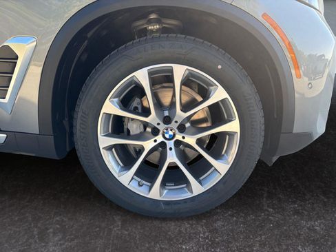 Used 2026 BMW X5 xDrive40i image 28