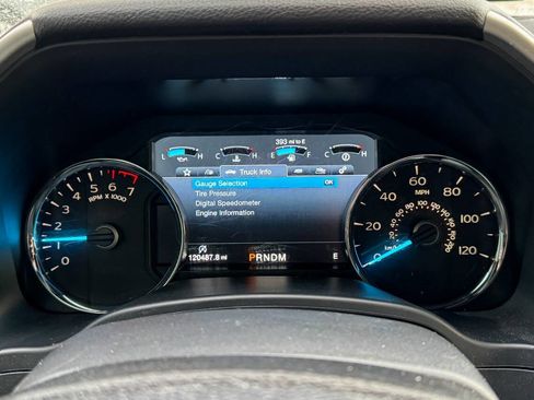 Used 2018 Ford F150 Lariat w/ Equipment Group 501A Mid image 26