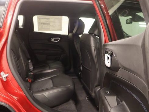 New 2026 Jeep Compass Latitude image 17