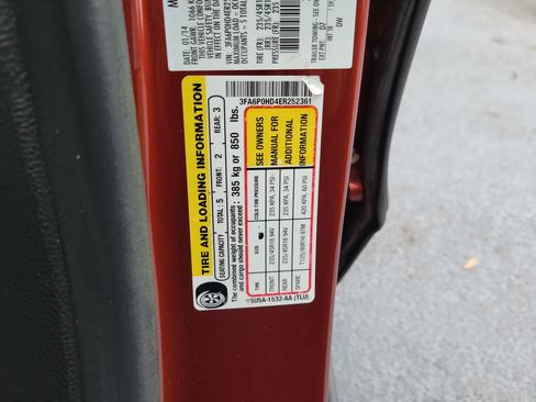 Used 2014 Ford Fusion SE w/ Equipment Group 201A FWD image 30