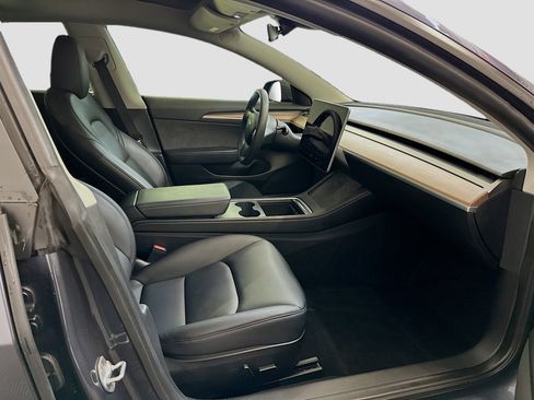 Used 2023 Tesla Model 3 Standard Range image 34