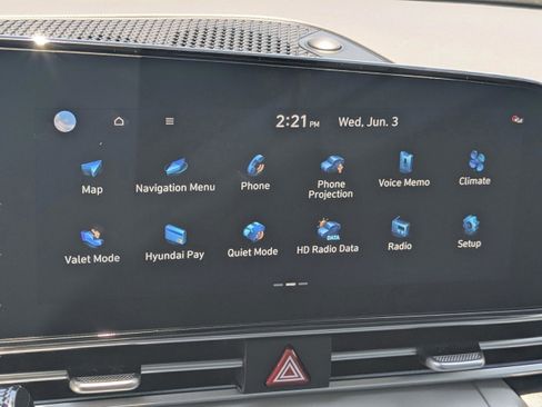 New 2026 Hyundai Elantra Limited FWD image 28