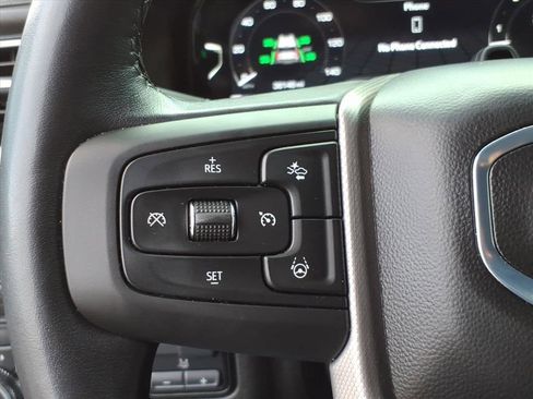 Used 2024 GMC Yukon Denali w/ Advanced Technology Package image 19